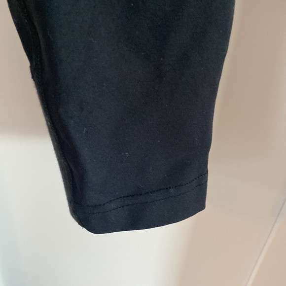 Aplhalete Jogging Pants - Picture 7 of 9